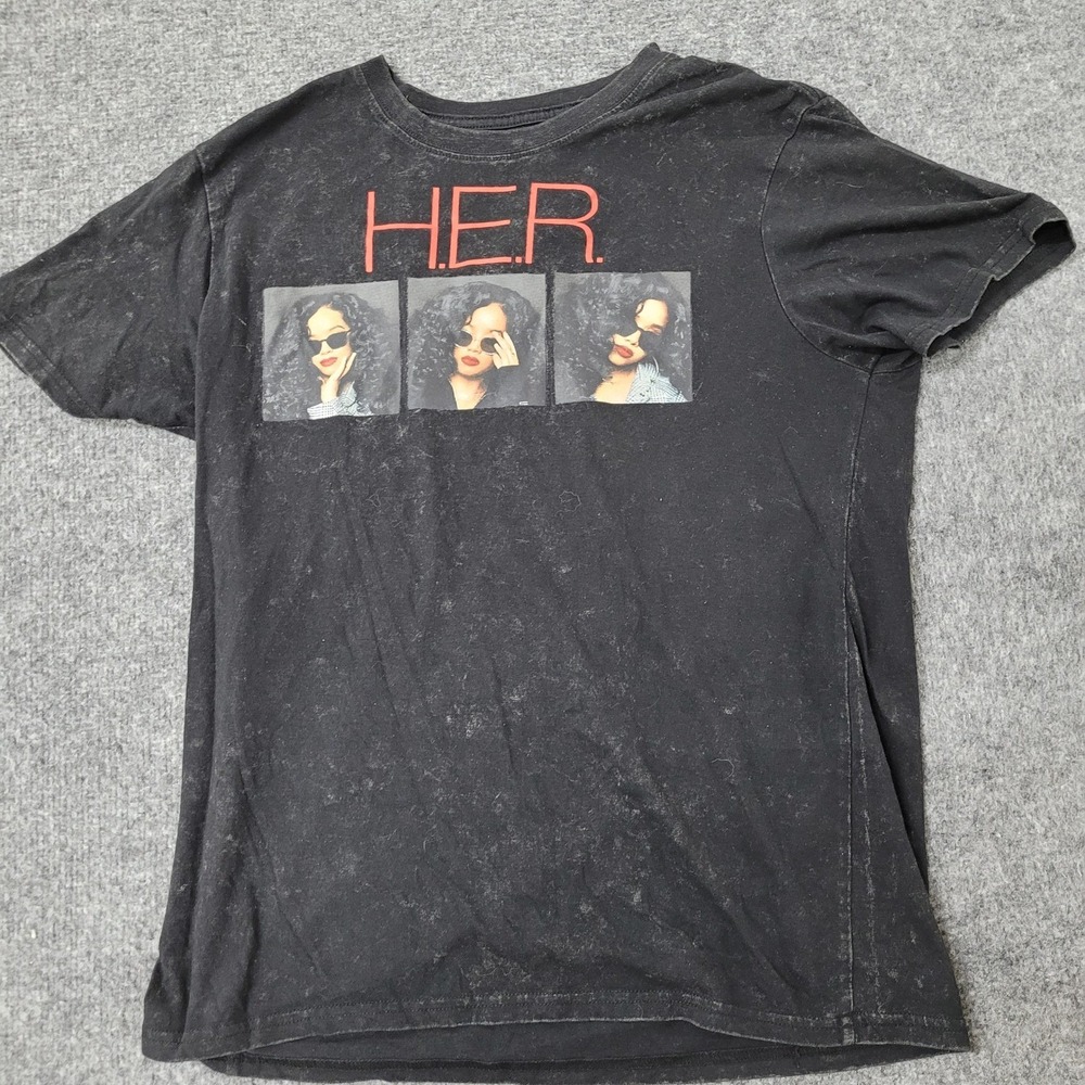 H.E.R. T-Shirt Womens Size M Black Mineral Wash 2018 Tour Graphic Concert Tee